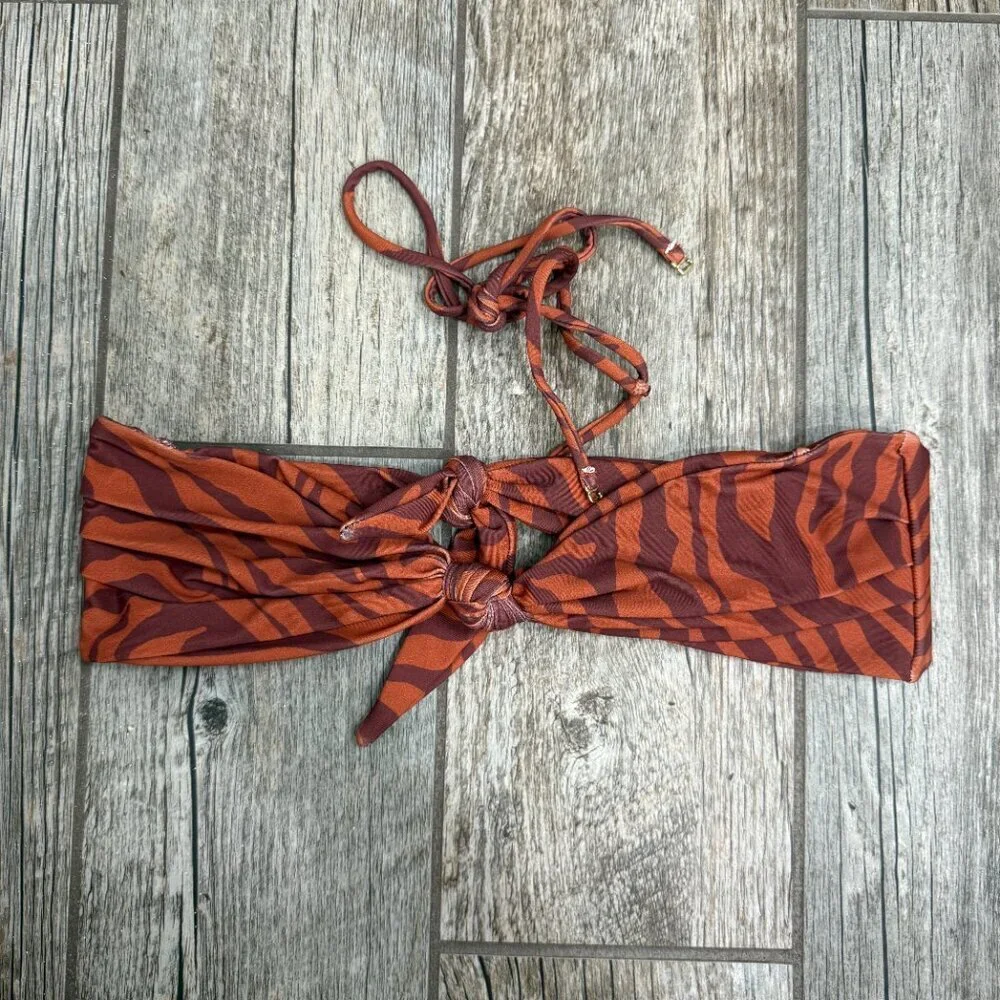 Skatie x Rocky Barnes 'Lyndi' Bikini Top in BEACHWOOD